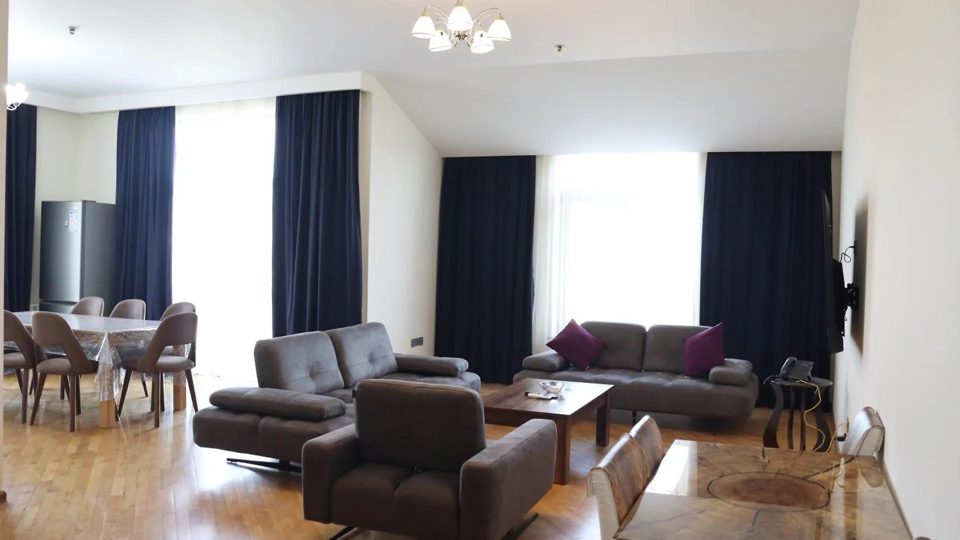 Apartment In Green City With Luxury Free Pools, Baku