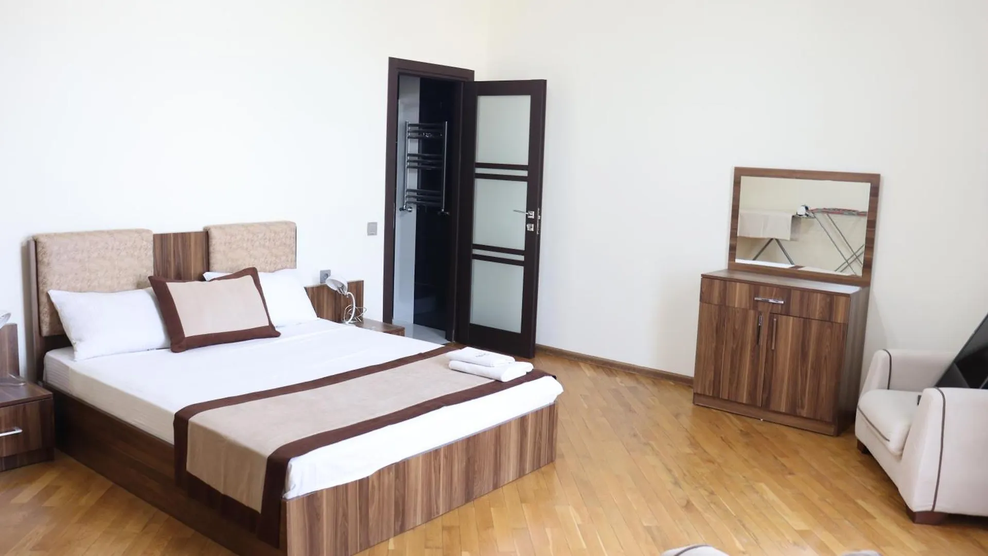 Apartment In Green City With Luxury Free Pools, Baku