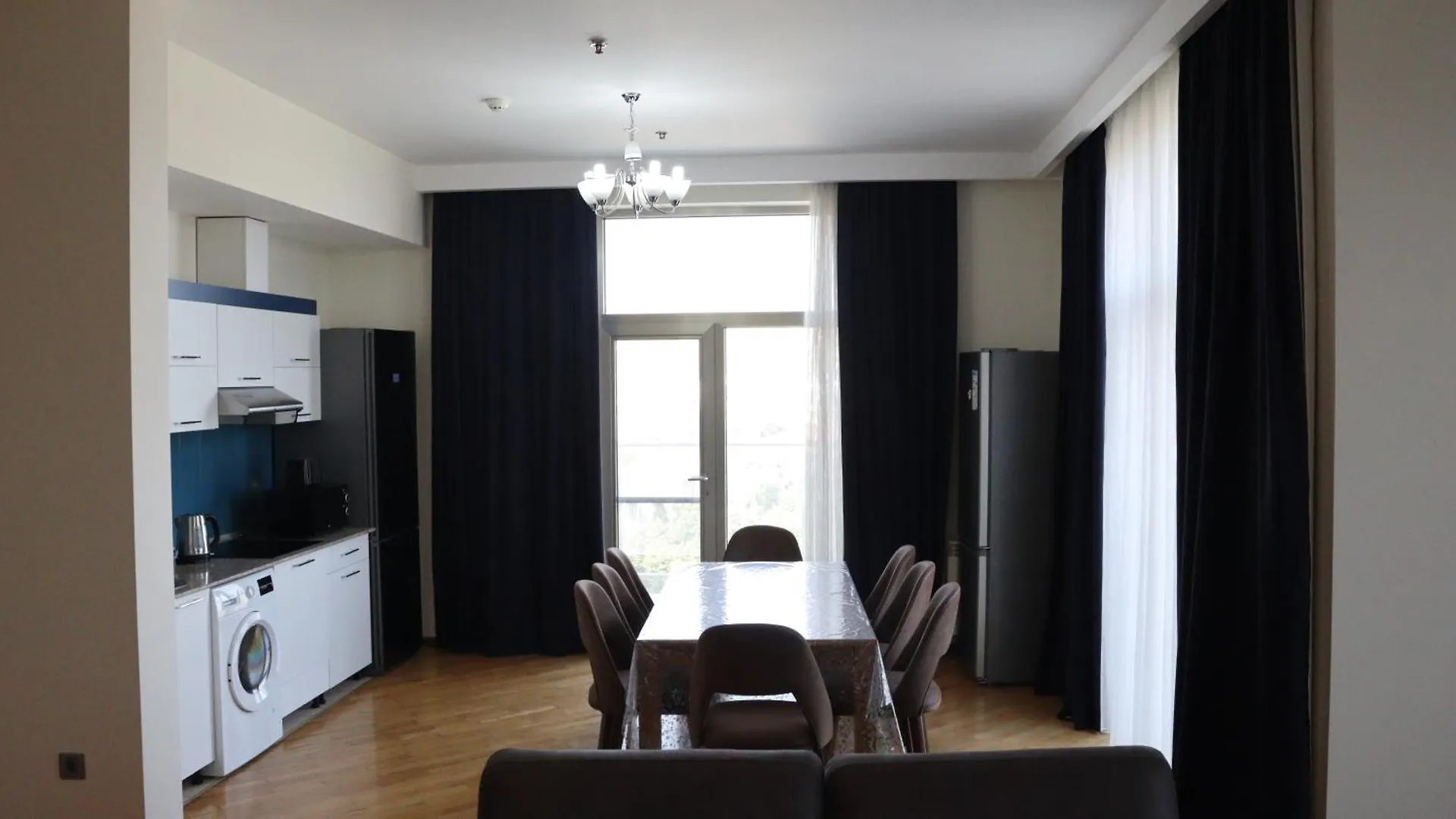 Apartment In Green City With Luxury Free Pools, Baku